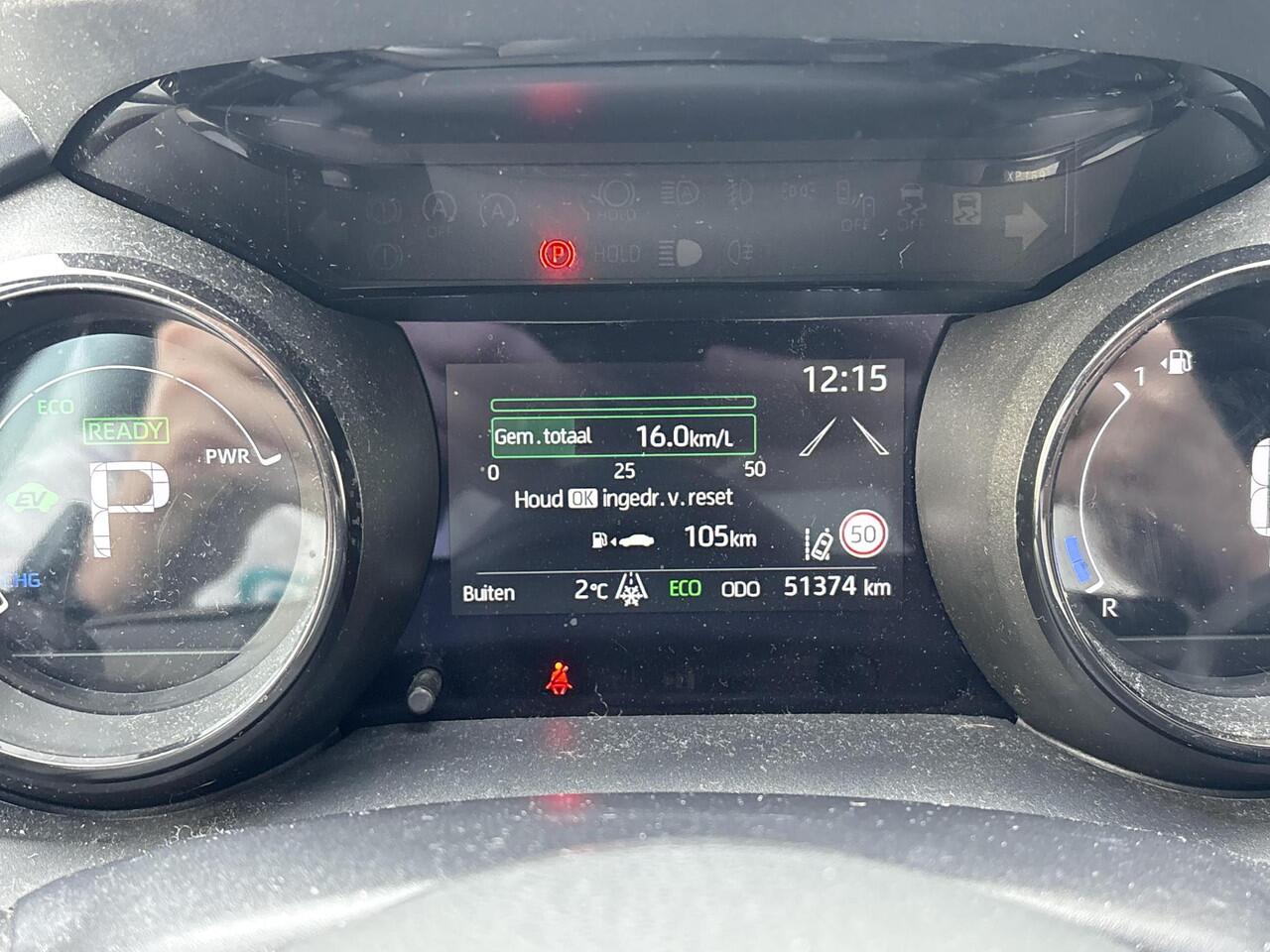 Toyota YARIS 1.5 Hybrid Executive **DODEHOEK DETECTIE/ STOELVERWARMING/ PARKEERSENSOREN/ KEYLESS**