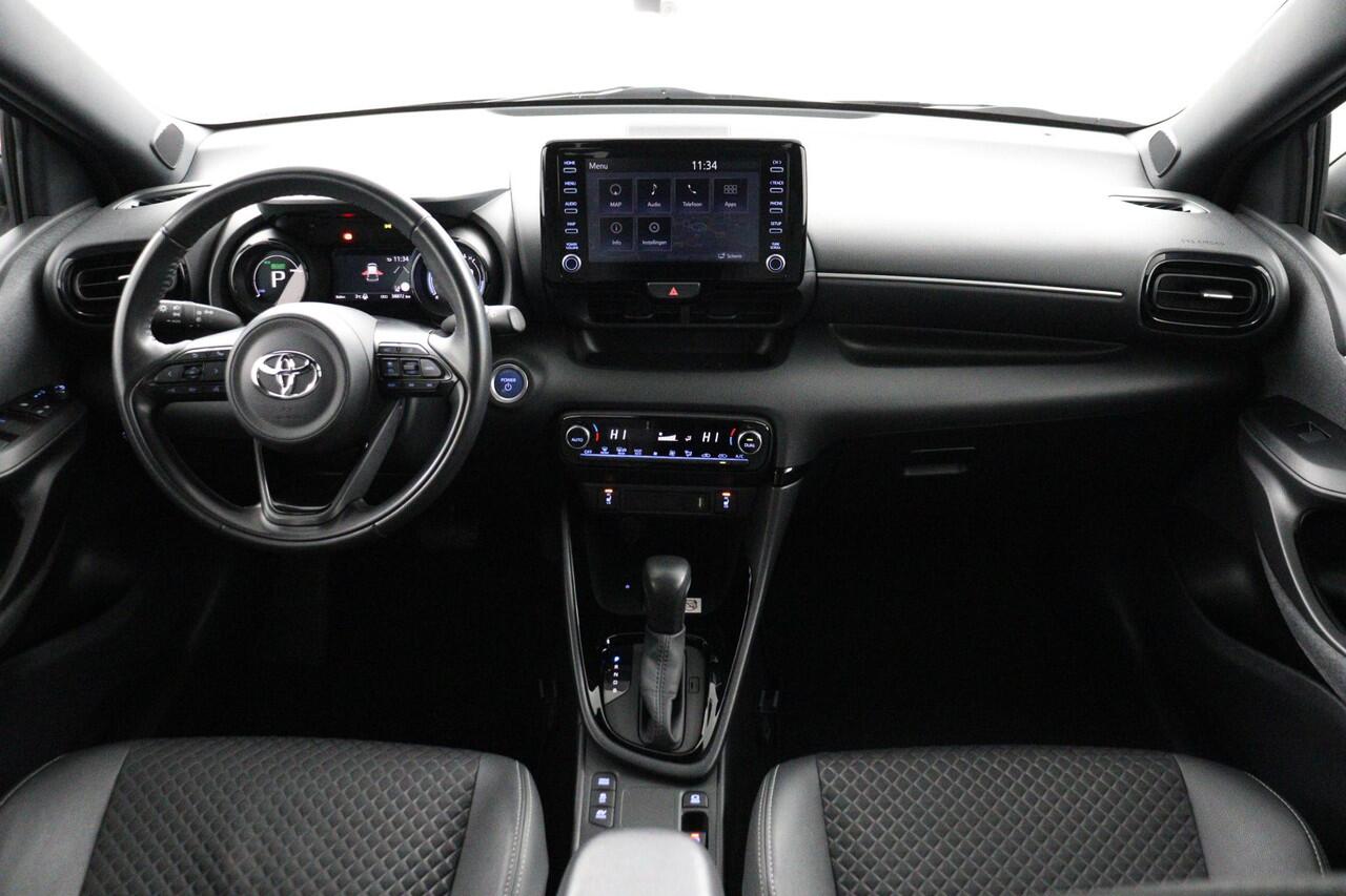 Toyota YARIS 1.5 Hybrid Executive | Apple Carplay/Android Auto | dodehoek detectie | parkeer sensoren |