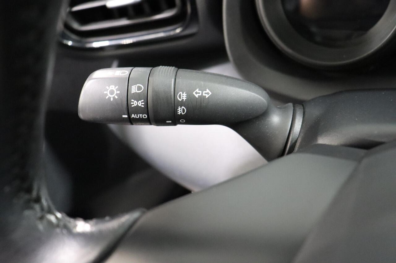 Toyota YARIS 1.5 Hybrid Dynamic, Trekhaak Apple Carplay, Android Auto, Parkeercamera!
