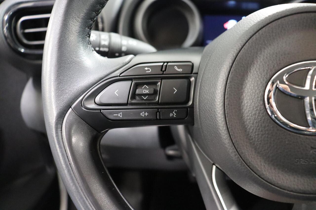 Toyota YARIS 1.5 Hybrid Dynamic, Trekhaak Apple Carplay, Android Auto, Parkeercamera!