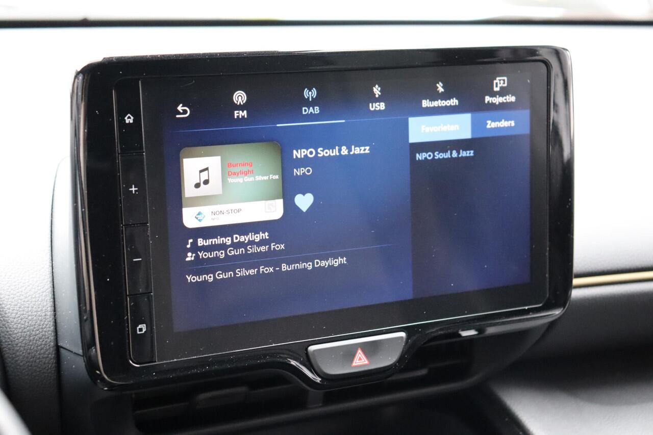 Toyota YARIS Cross 1.5 Hybrid Launch Edition, Leder, Head up display