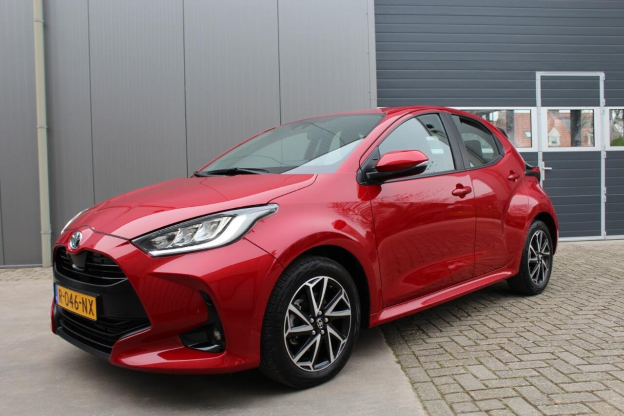 Toyota YARIS 1.5 Hybrid Dynamic / Apple / Android / Radar Cruise / RSA