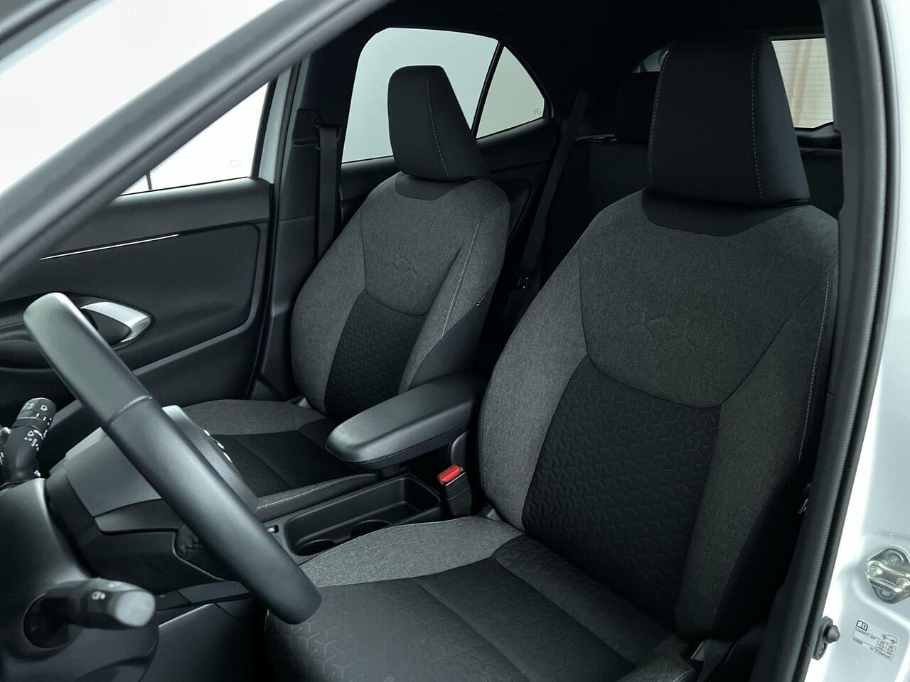 Toyota YARIS Cross 1.5 VVT-I Dynamic | LED | 17"|