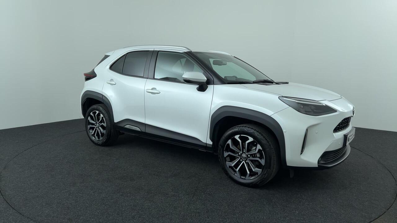 Toyota YARIS Cross 1.5 VVT-I Dynamic | LED | 17"|