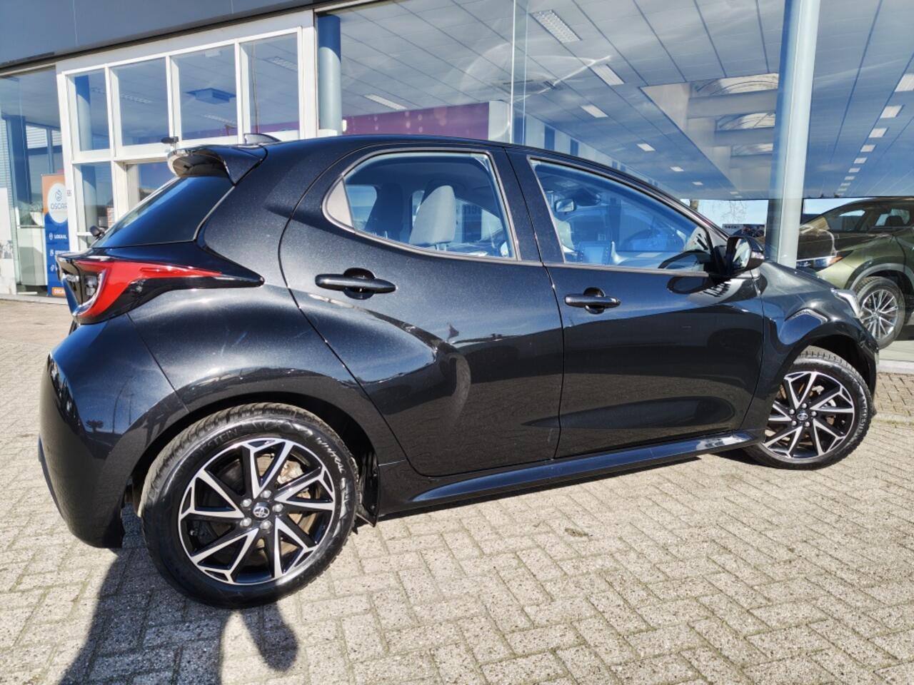Toyota YARIS 1.5 Hybrid Dynamic | NL Auto | Navi | Keyless Entry/Start | Andr