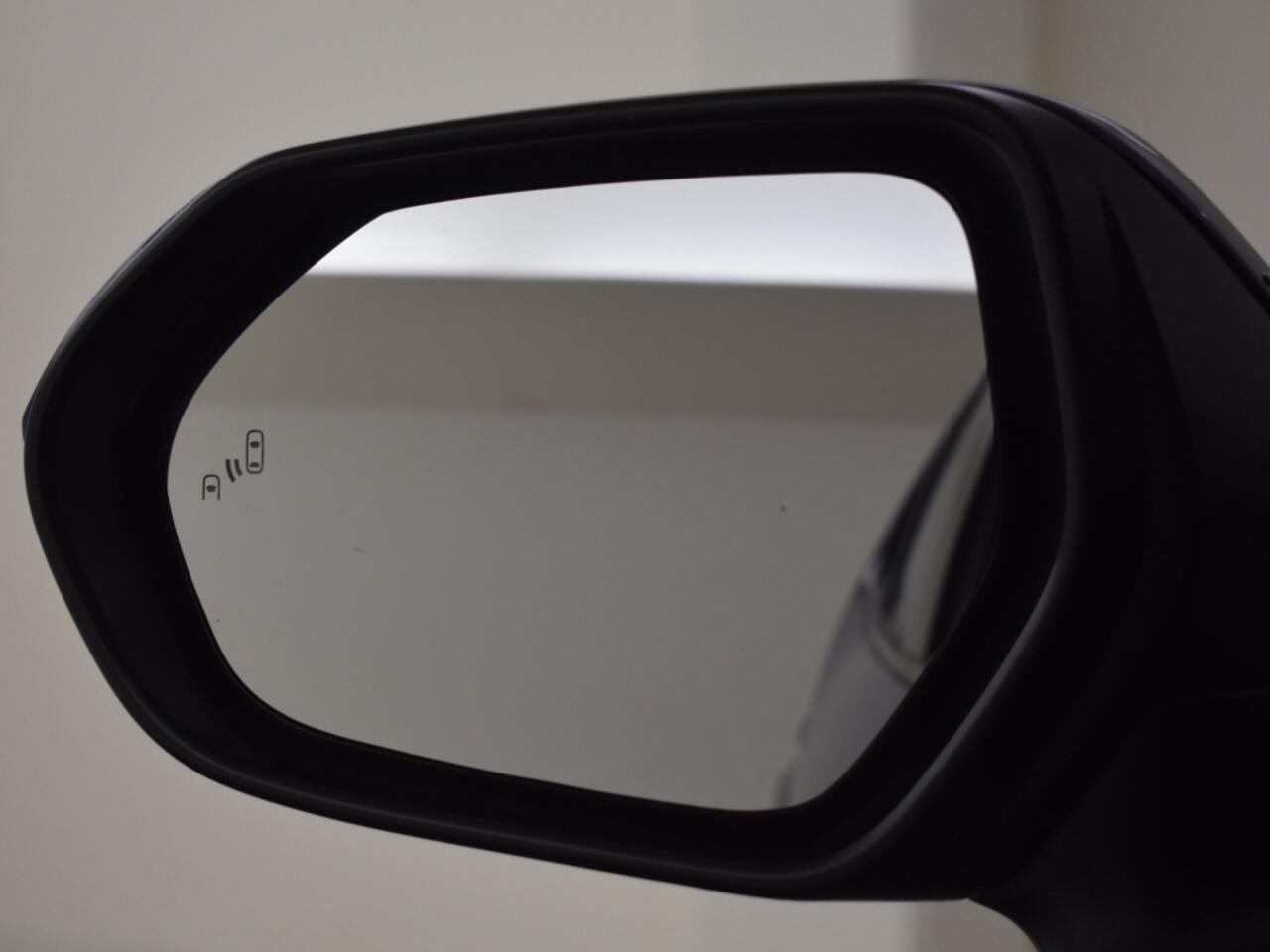 Toyota YARIS Cross 1.5 Hybrid Executive | Blindspot | Half Leder | DAB