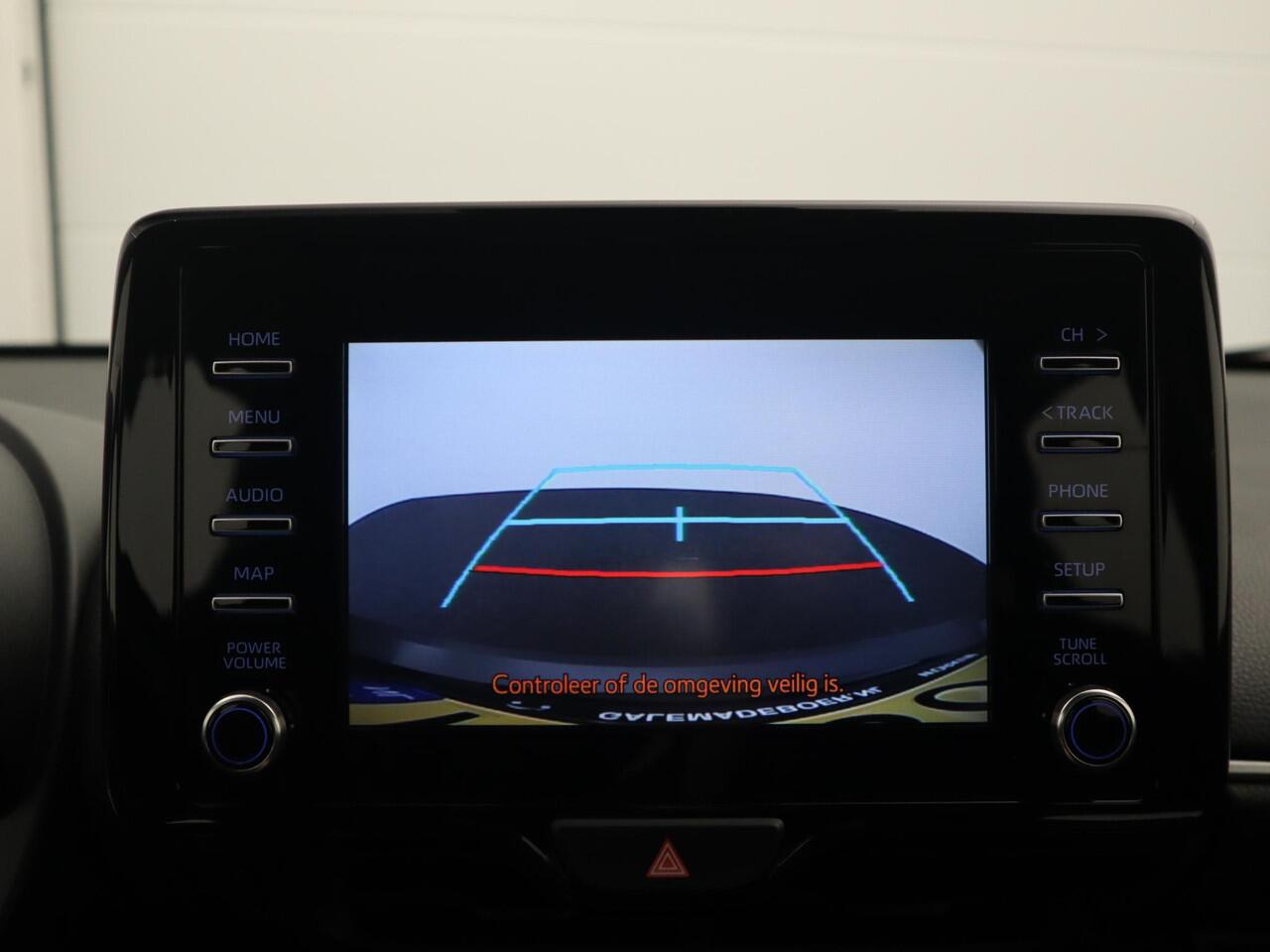 Toyota YARIS 1.5 Hybrid Active CAMERA / CARPLAY / NAVI / CLIMA / BLUETOOTH / ACC / NL-AUTO