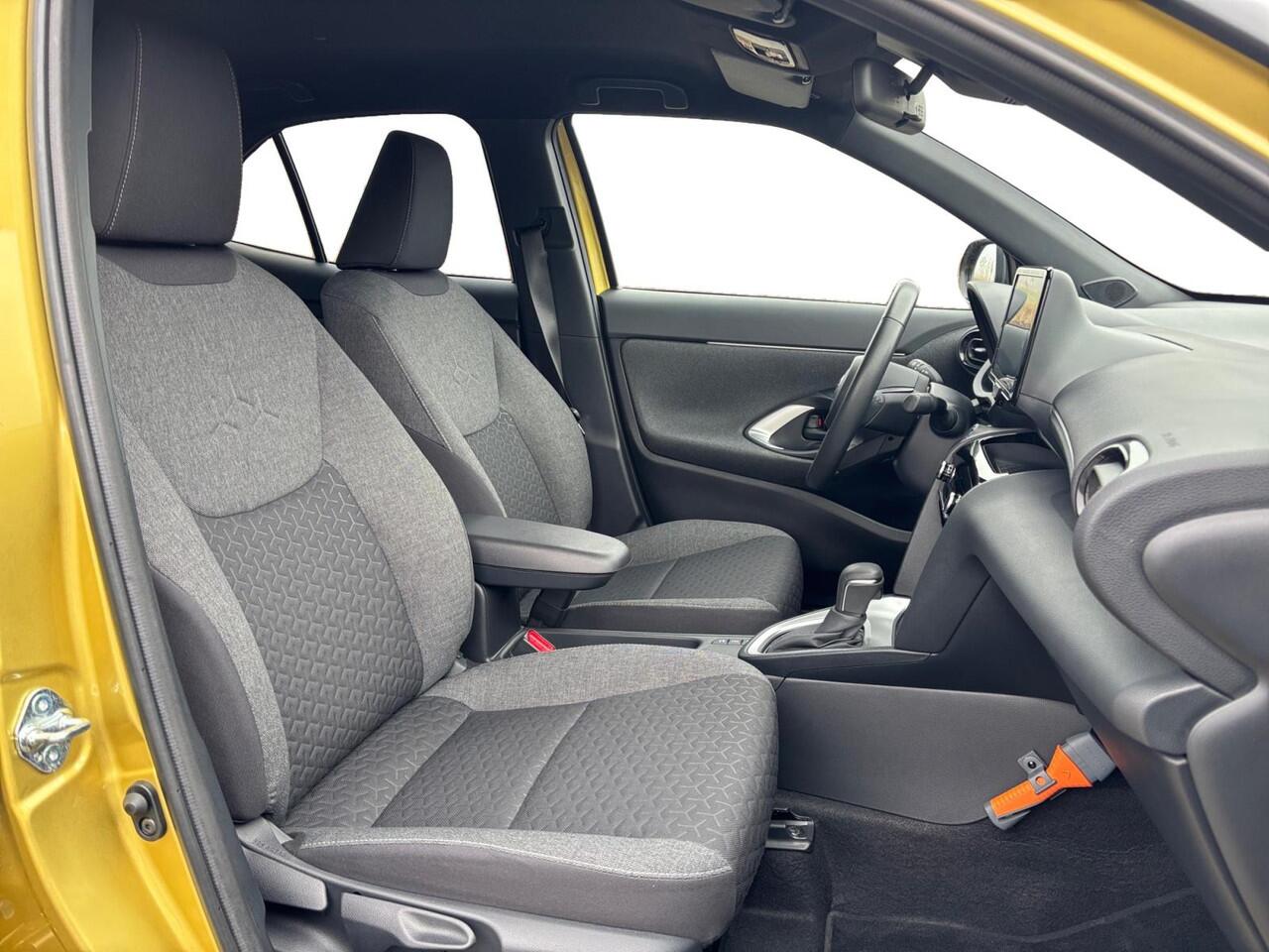 Toyota YARIS Cross 1.5 Hybrid First Edition ? LED ? ACC ? CarPlay