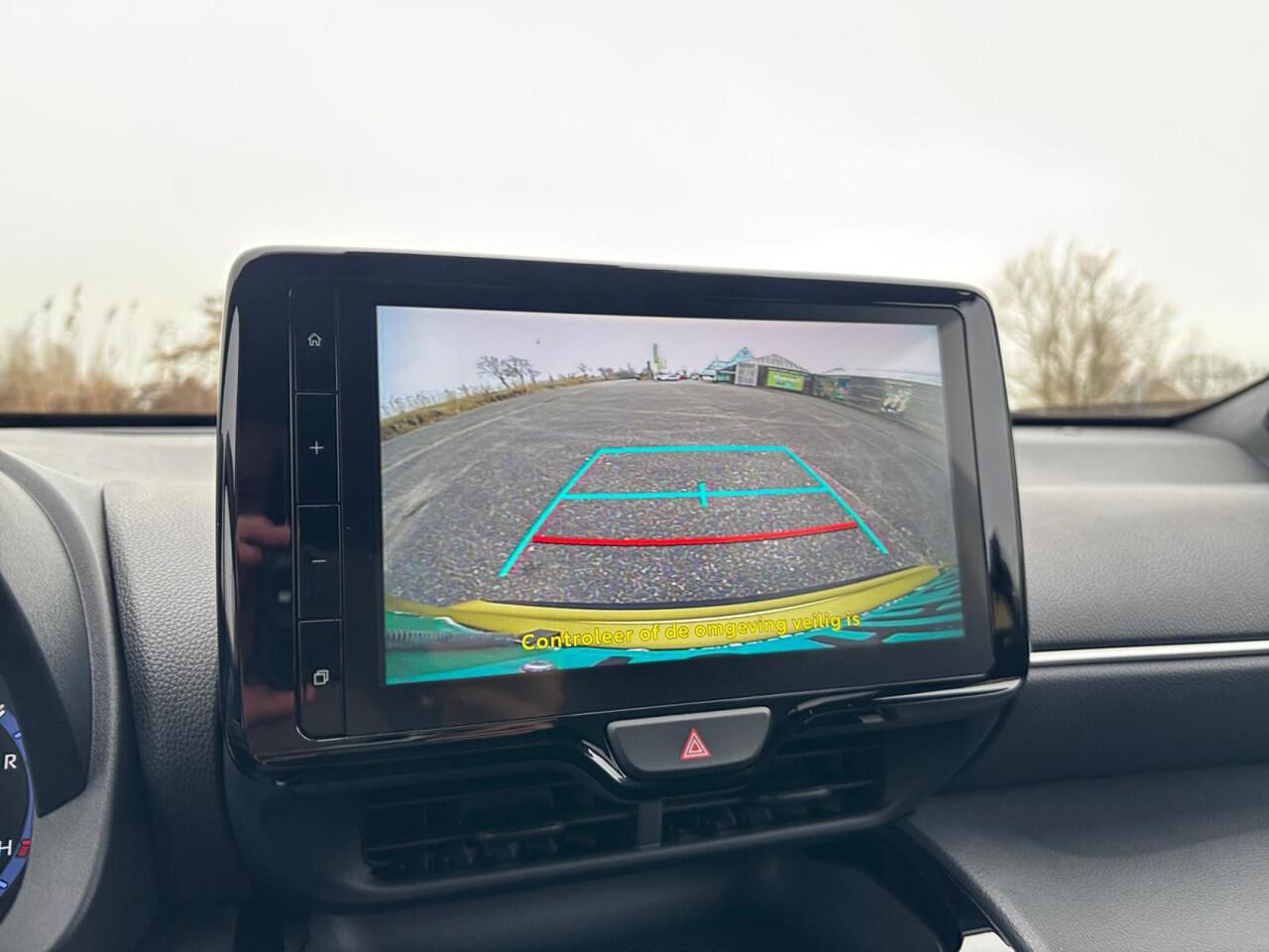 Toyota YARIS Cross 1.5 Hybrid First Edition ? LED ? ACC ? CarPlay