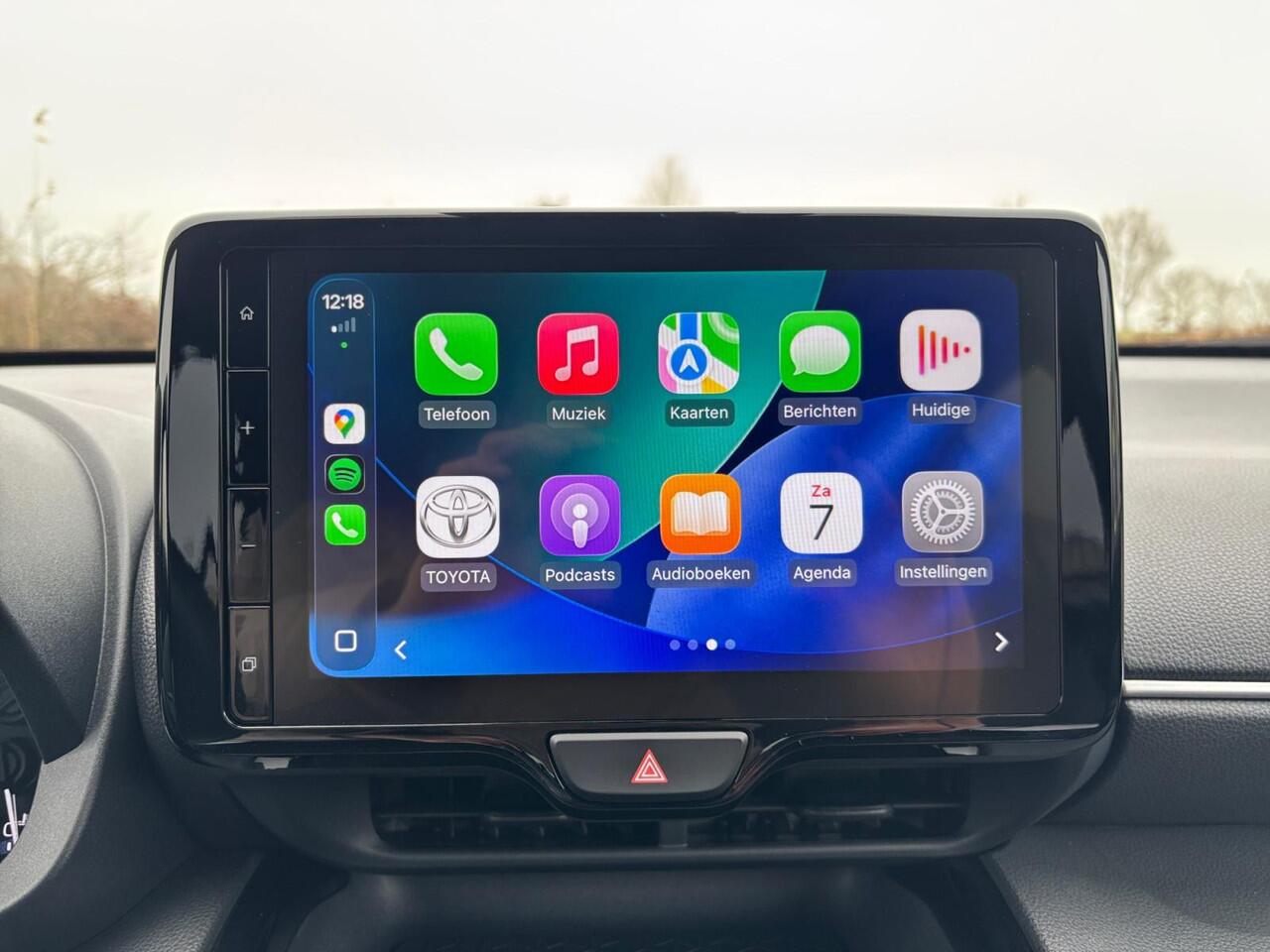 Toyota YARIS Cross 1.5 Hybrid First Edition ? LED ? ACC ? CarPlay