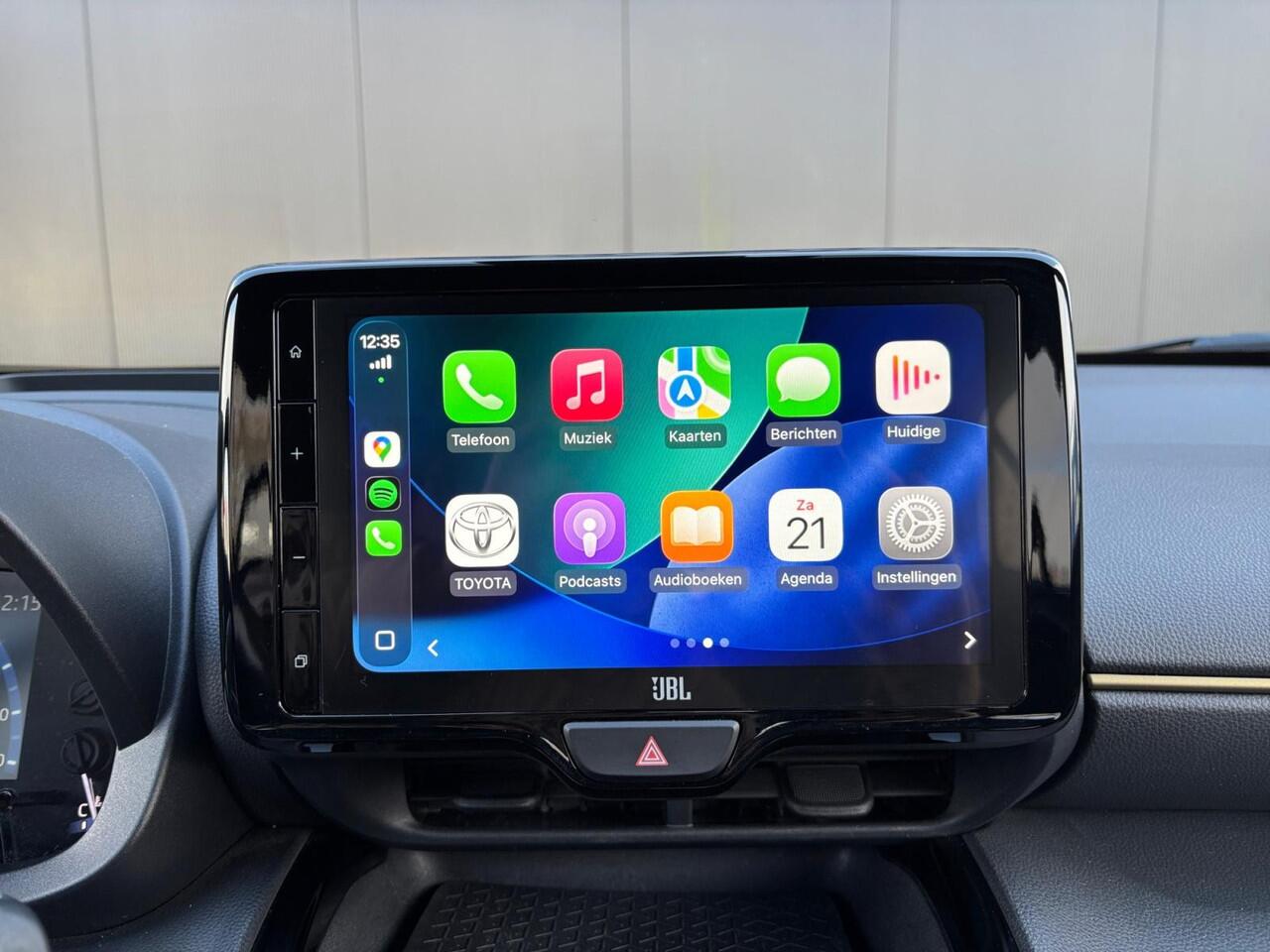 Toyota YARIS Cross 1.5 Hybrid Adventure ? LED ? ACC ? JBL