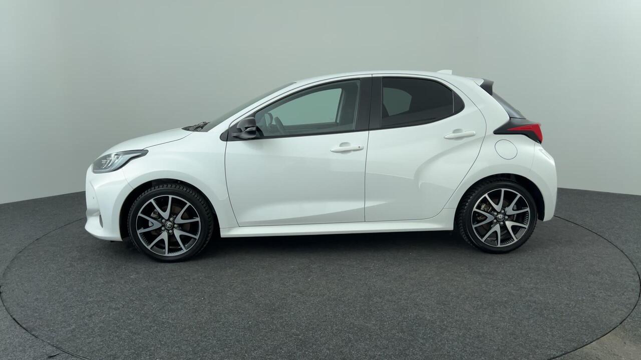 Toyota YARIS 1.5 Hybrid Executive | Rijklaar | Stoelverwarming | Navigatie | Camera achter