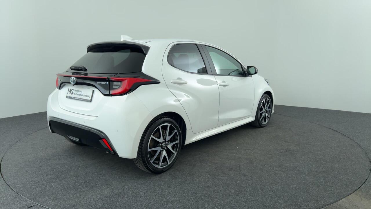 Toyota YARIS 1.5 Hybrid Executive | Rijklaar | Stoelverwarming | Navigatie | Camera achter