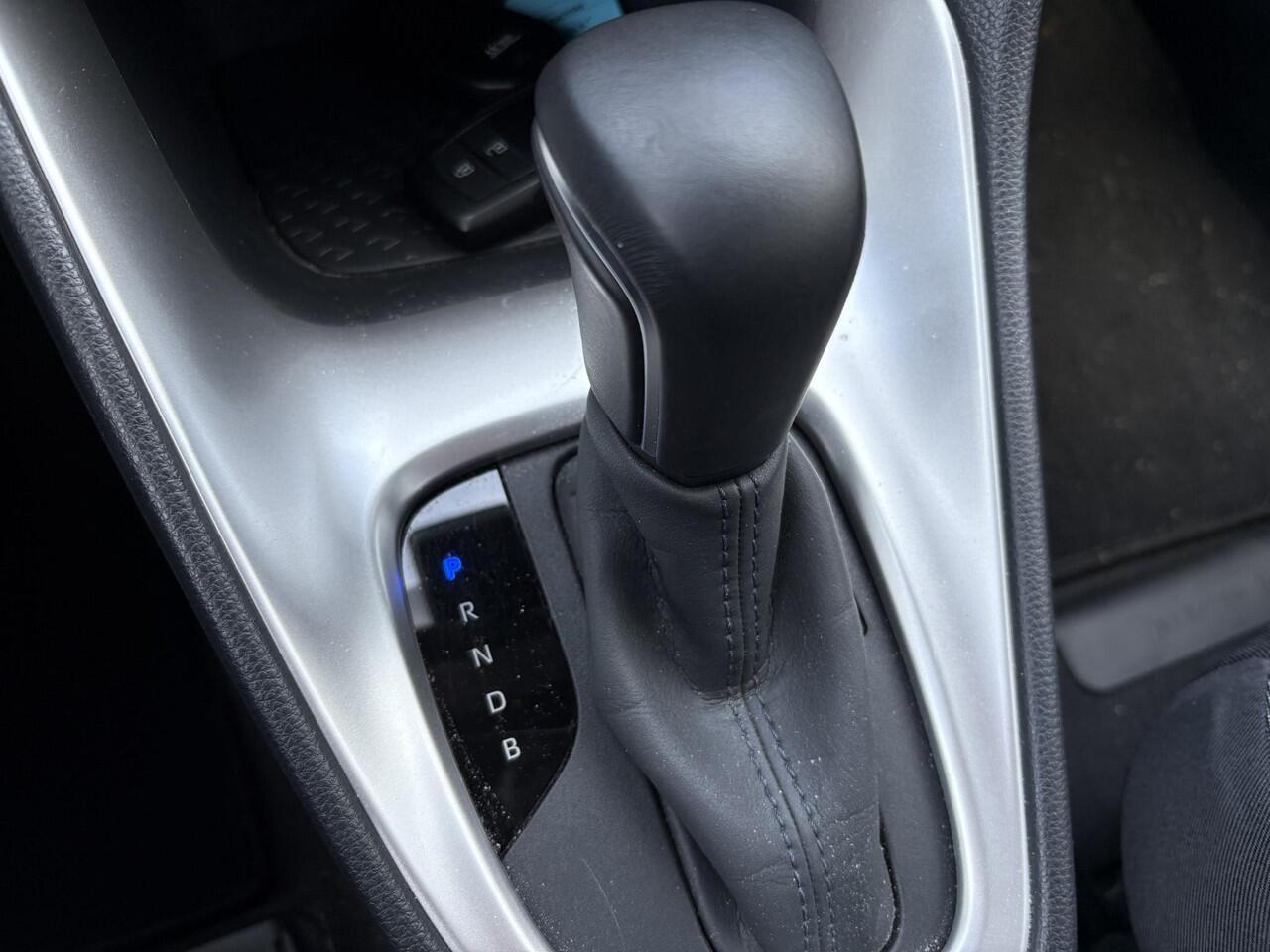 Toyota YARIS 1.5 Hybrid Dynamic