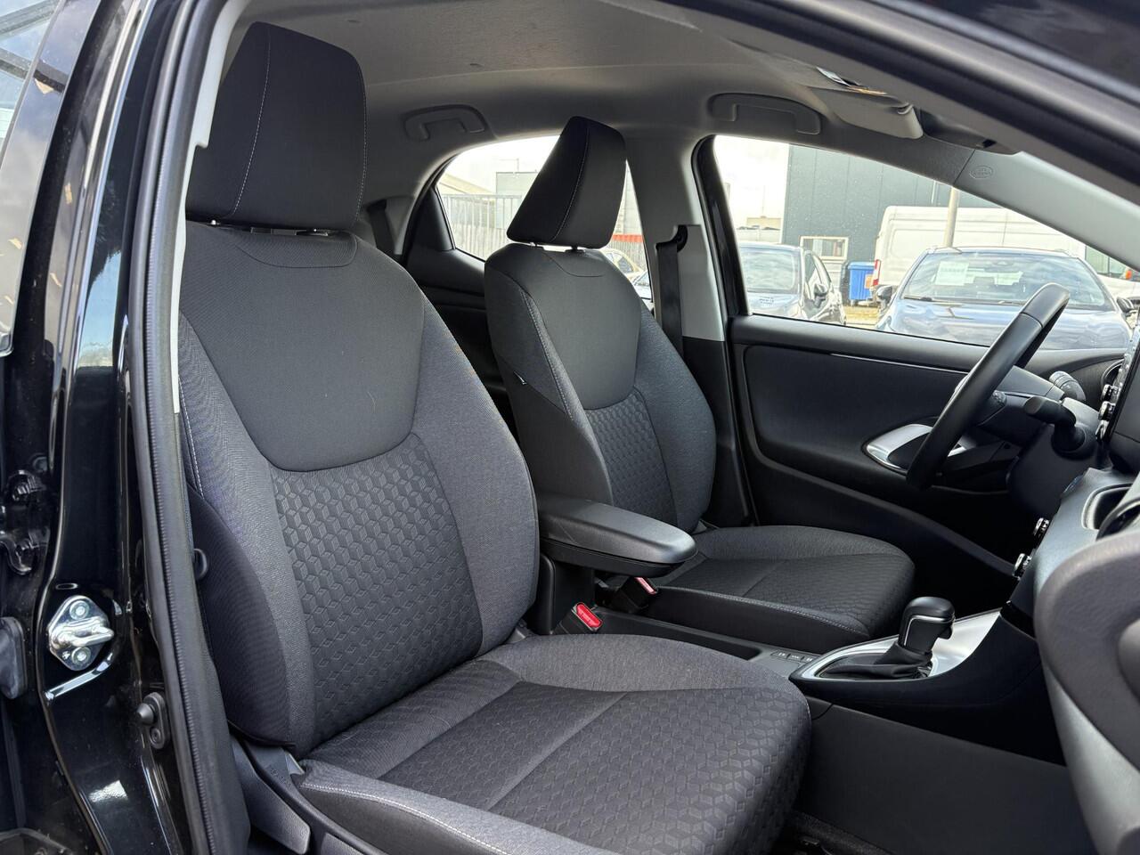 Toyota YARIS 1.5 Hybrid Dynamic
