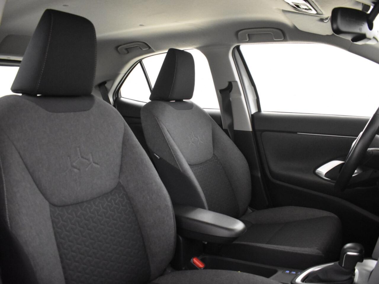 Toyota YARIS Cross Hybrid Active Plus |Head-up | Blindspot | Stoelverwarm. |