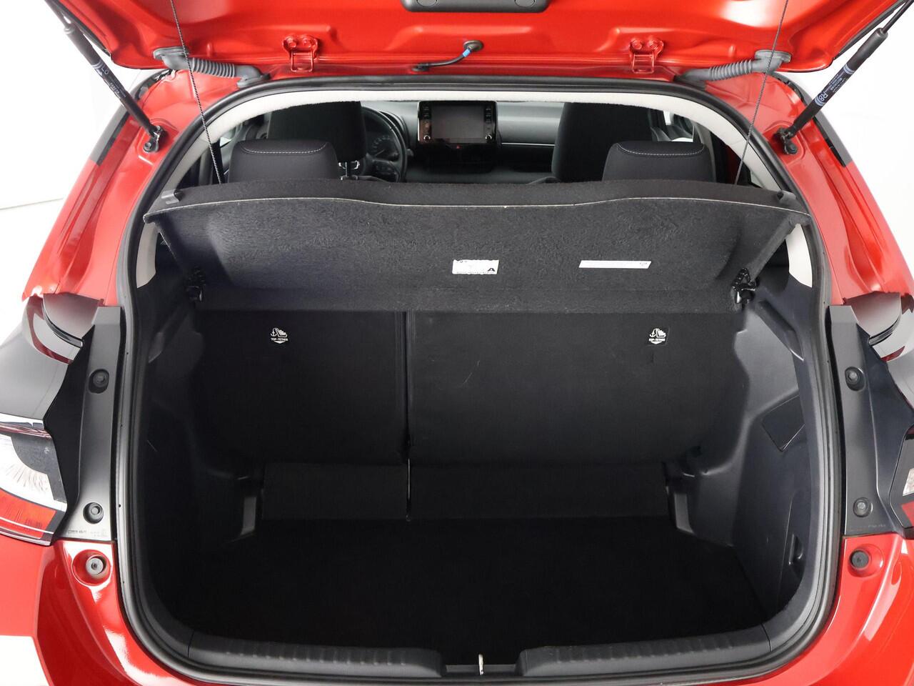 Toyota YARIS 1.5 Hybrid Bi-Tone GARANTIE TOT 12-2032! . NAVIGATIE . ACHTERUITRIJ CAMERA . ADAPTIEVE CRUISE CONTROL .