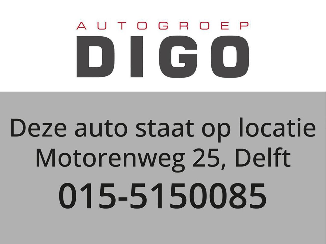 Toyota YARIS 1.5 Hybrid Bi-Tone GARANTIE TOT 12-2032! . NAVIGATIE . ACHTERUITRIJ CAMERA . ADAPTIEVE CRUISE CONTROL .