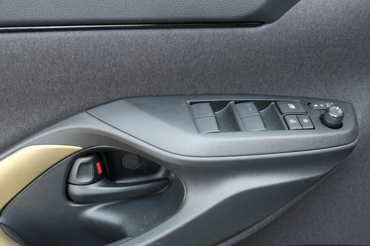 Toyota YARIS 1.5 Hybride 115PK Explore Automaat | Intelligente pa