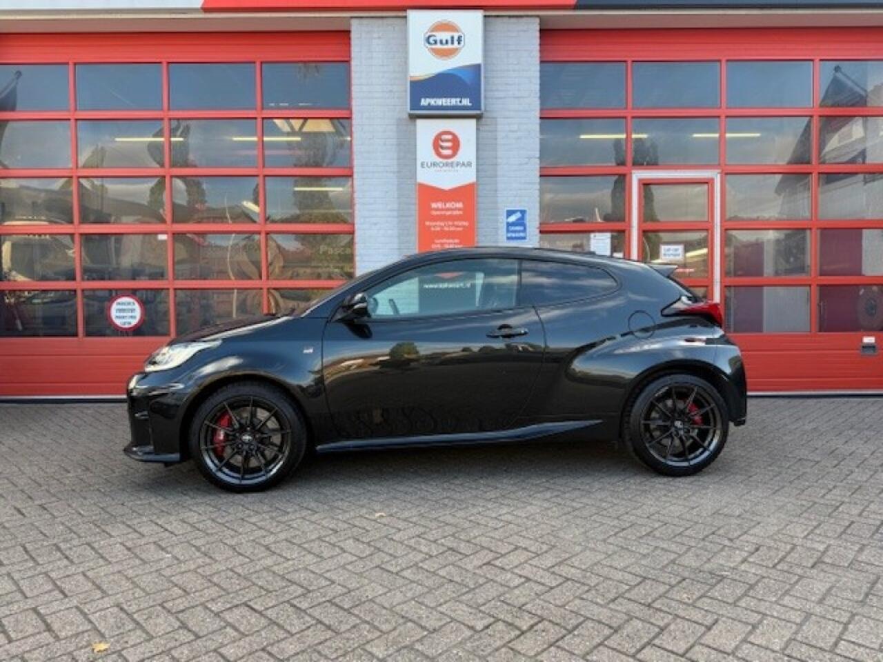 Toyota YARIS 1.6 GR PERFORMANCE KOMPACT