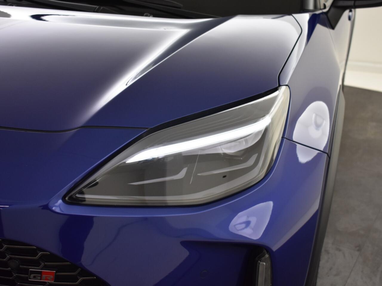 Toyota YARIS 1.5 Hybrid GR Sport | Stuur en Stoelverwarming | BLS | Parkeerse