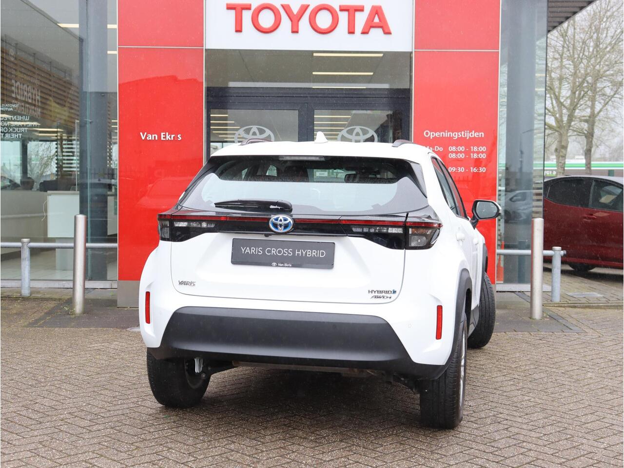 Toyota YARIS Cross 1.5 Hybrid AWD Dynamic Limited | Unieke auto | Parkeersensoren