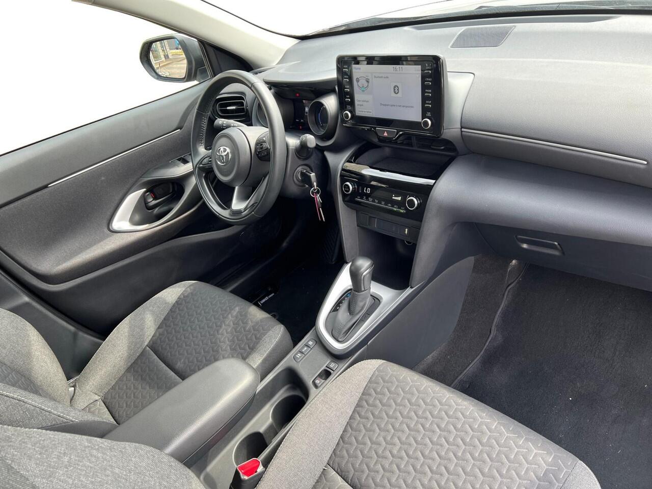 Toyota YARIS Cross Comfort | ACTIVE | APPLE CARPLAY | CAMERA | 4 SEIZOENBANDEN |
