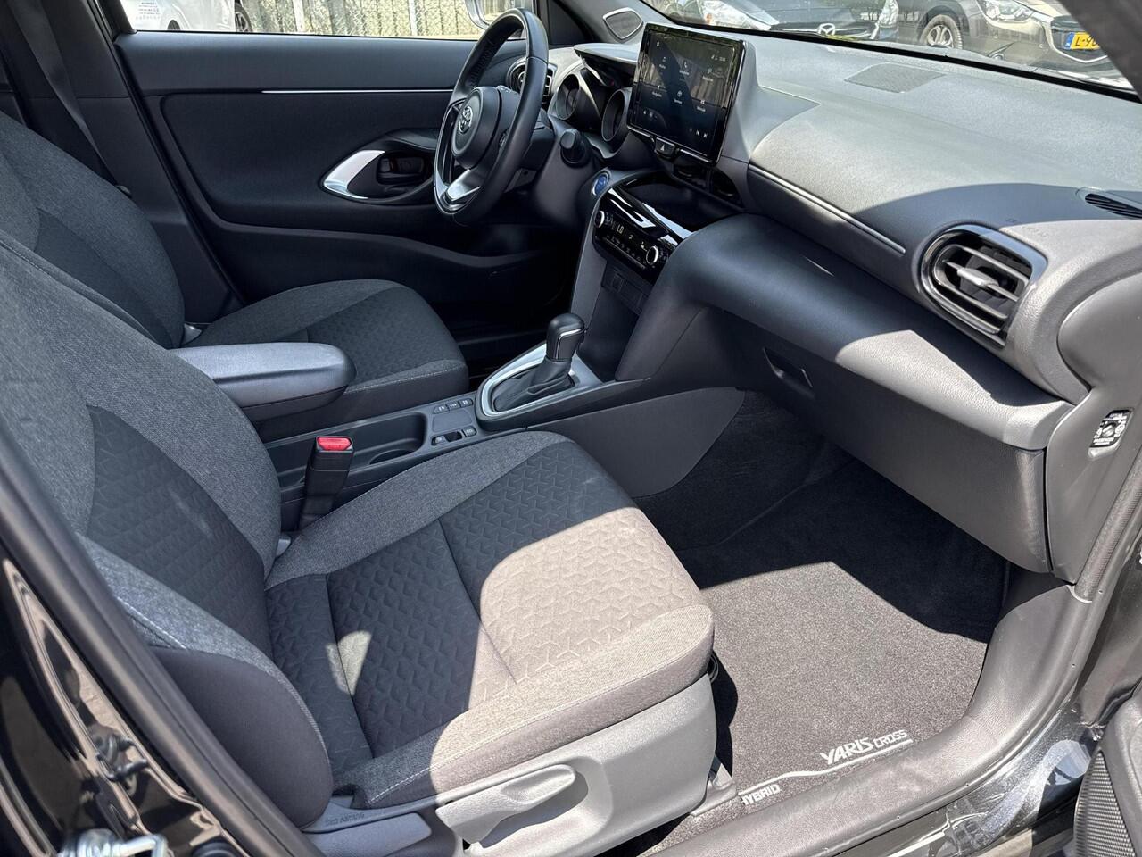 Toyota YARIS Cross 1.5 Hybrid Dynamic | Navigatie | Apple CarPlay/Android auto | Achteruitrijcamera
