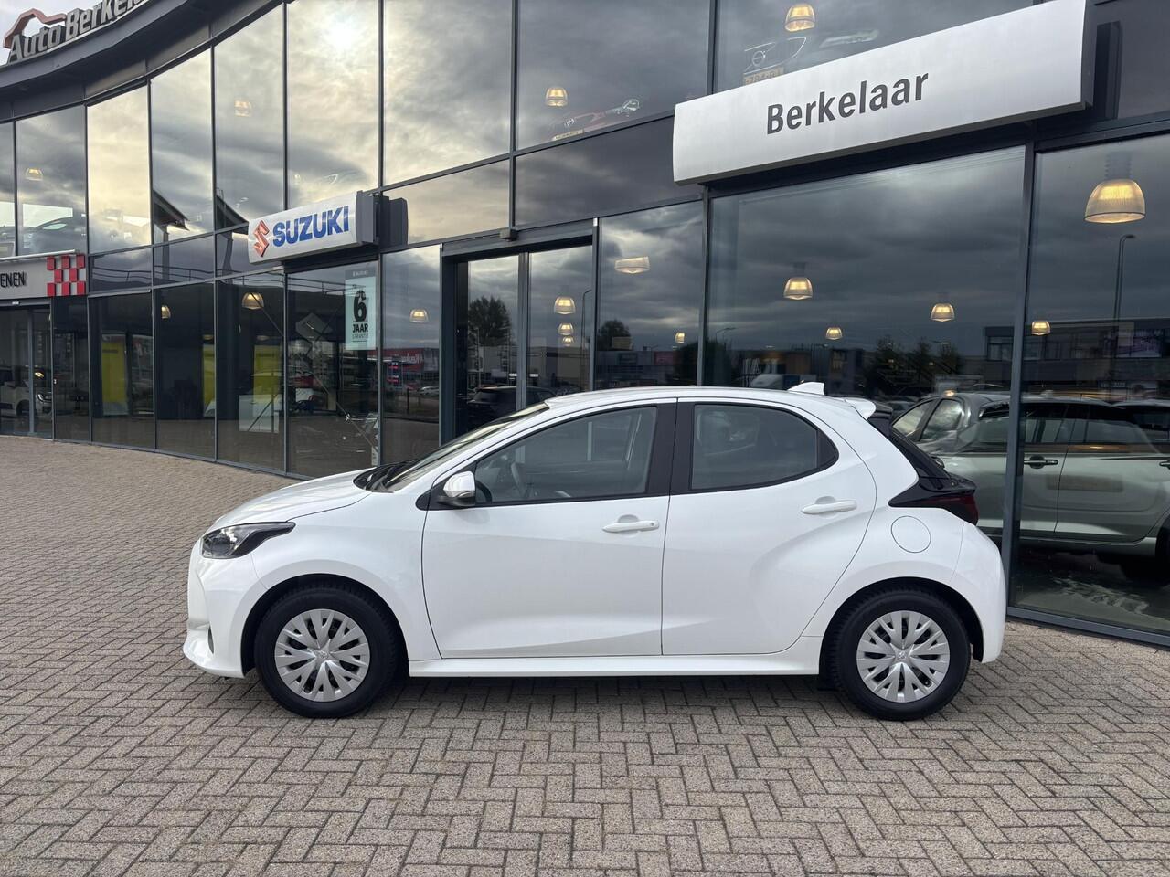 Toyota YARIS 1.5 Hybrid Active