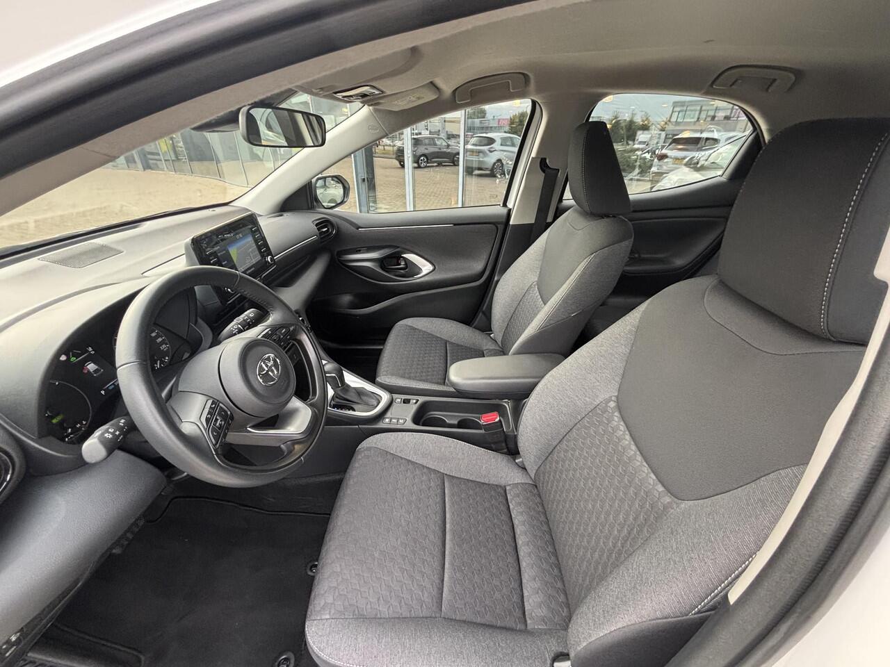 Toyota YARIS 1.5 Hybrid Active