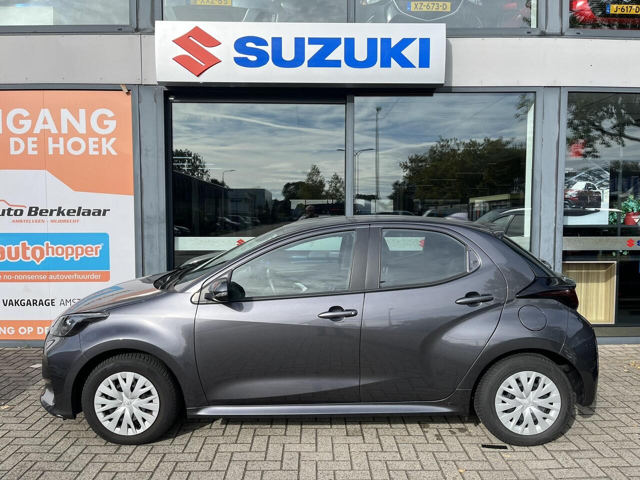 Toyota YARIS 1.5 VVT-i Active