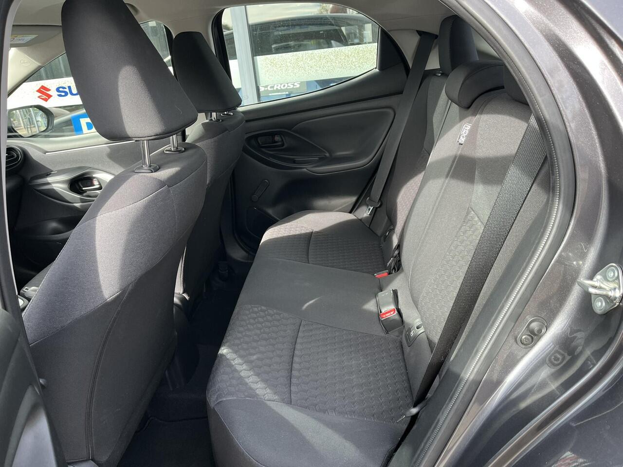 Toyota YARIS 1.5 VVT-i Active