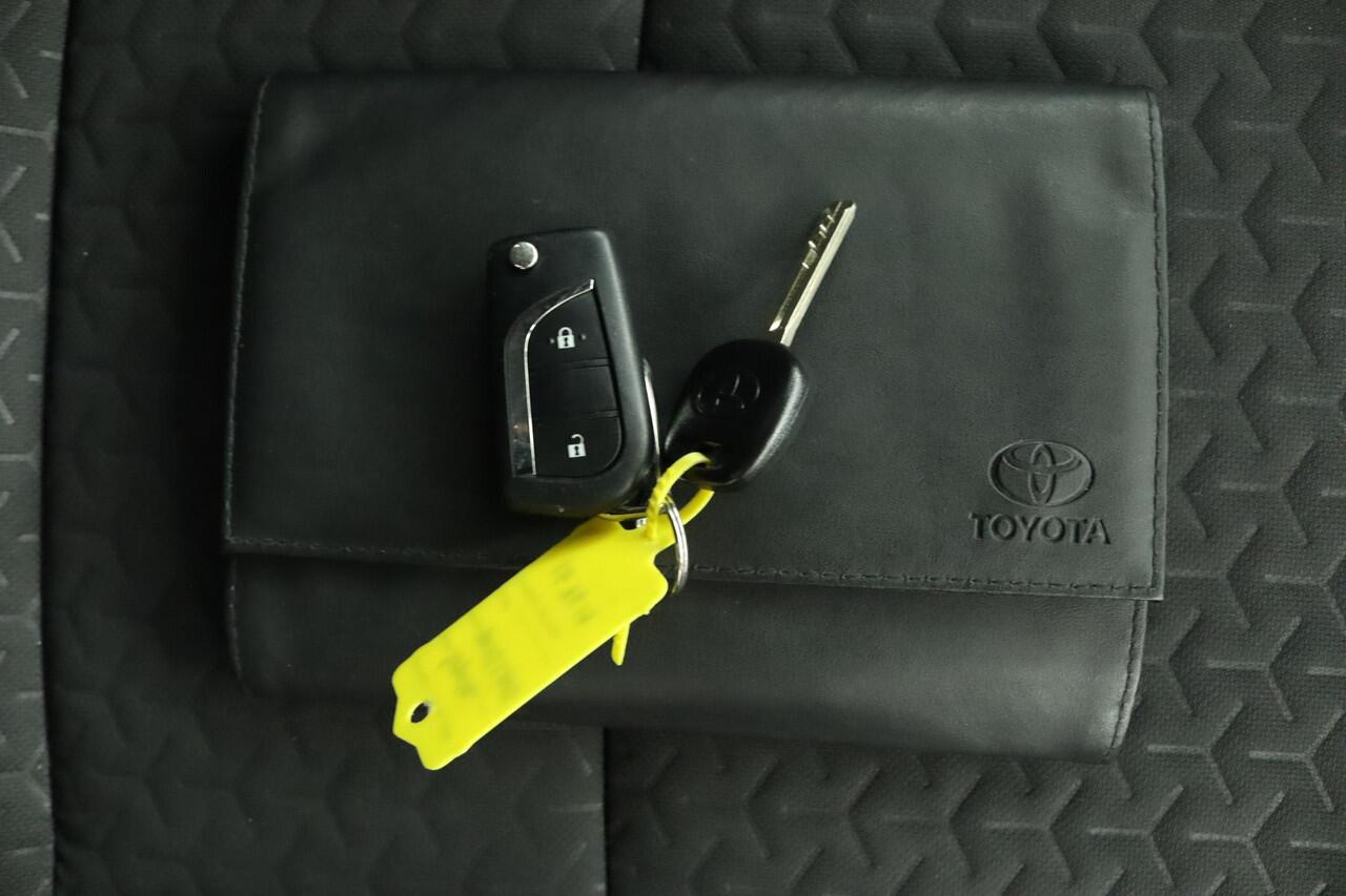 Toyota YARIS Cross 1.5 Hybrid Active | Airco | Adaptive Cruise Control | Achterutirijcamera | Apple Carplay | Android Auto |