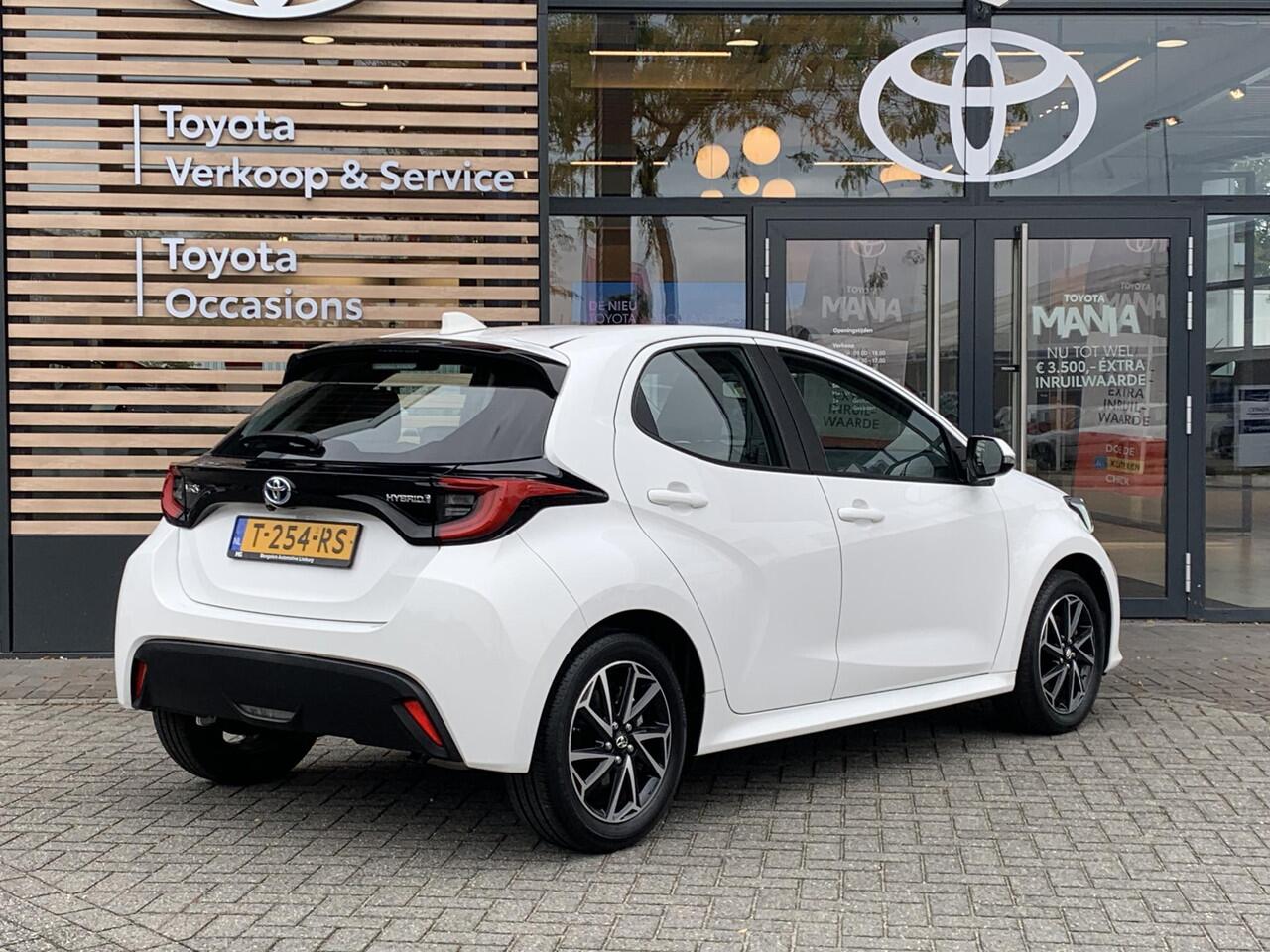 Toyota YARIS 1.5 Hybrid Dynamic