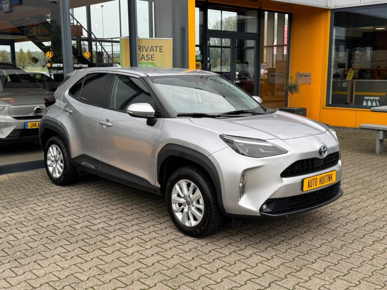 Toyota YARIS 1.5 Hybrid Comfort - navi - apple/android- camera