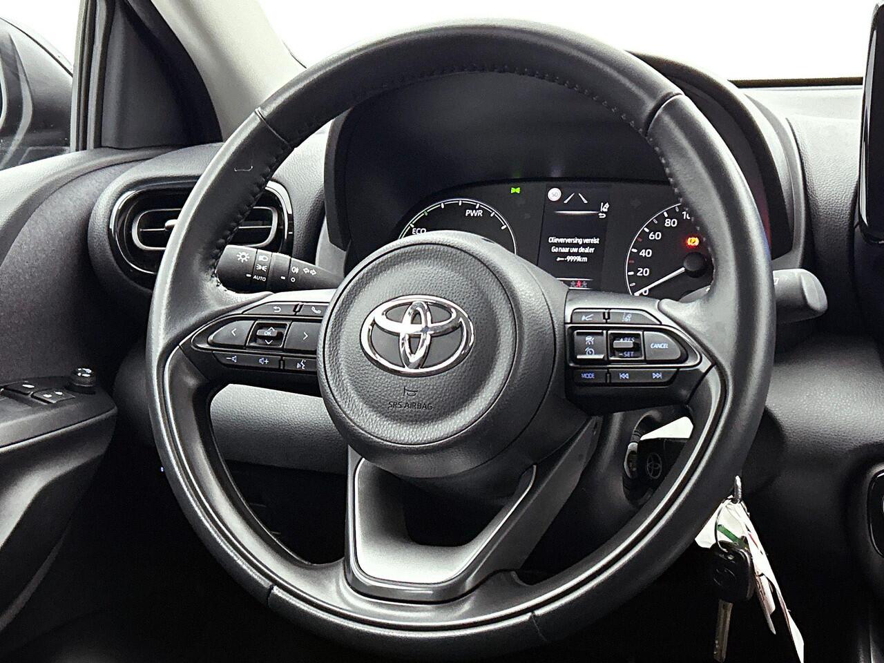 Toyota YARIS 1.5 Hybrid Automaat Active | Navigatie | Achteruitrijcamera | Apple Carplay/ Android Auto | Climate Control | Adaptive cruise Control