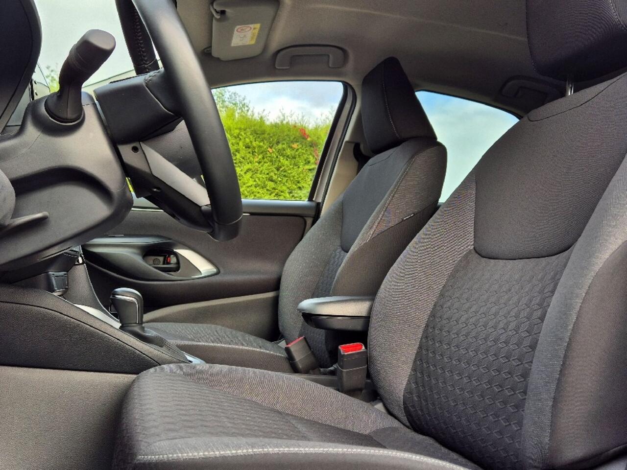 Toyota YARIS 1.5 Hybrid Automaat Dynamic | Stoelverwarming | Cruise