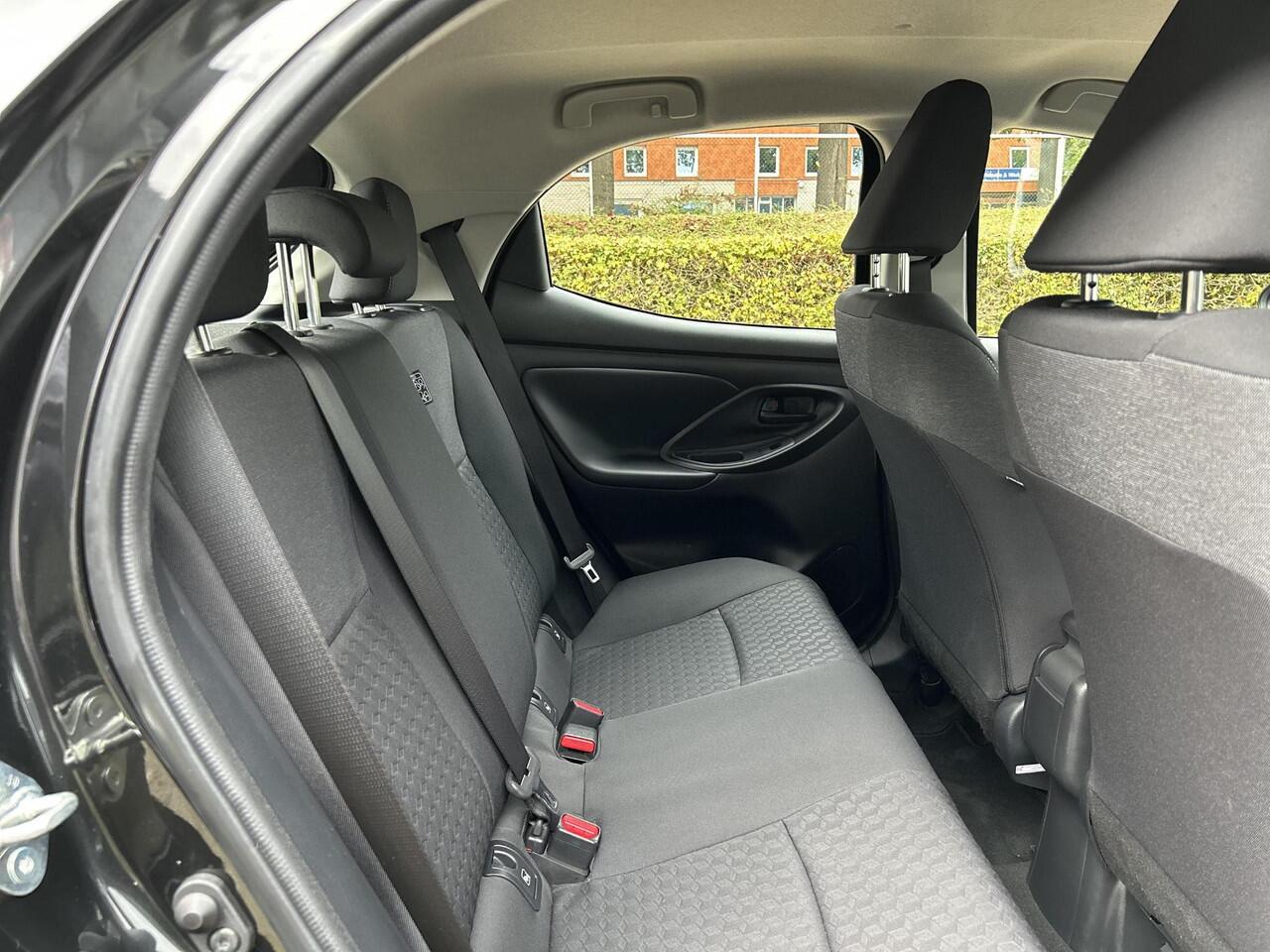 Toyota YARIS 1.5 Hybrid Dynamic