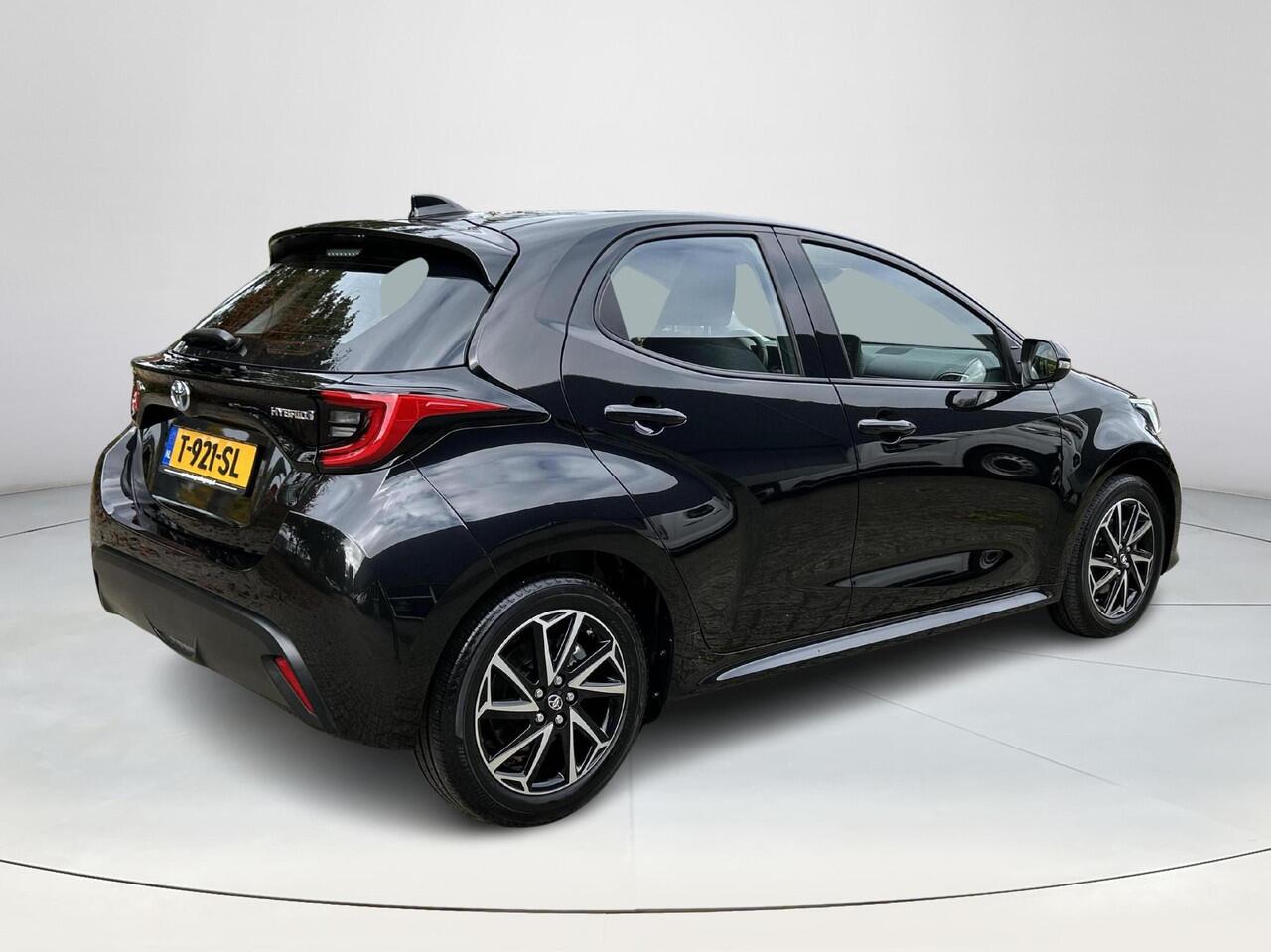 Toyota YARIS 1.5 Hybrid Dynamic