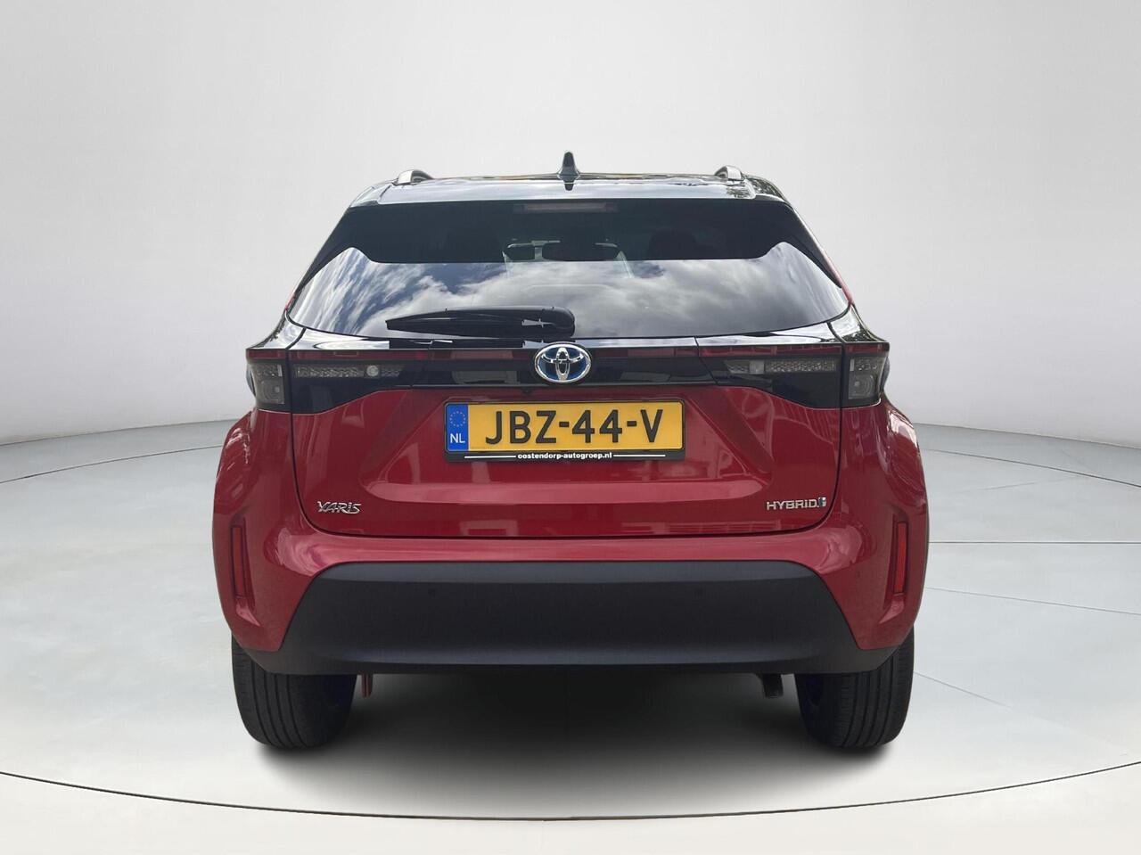 Toyota YARIS Cross 1.5 Hybrid Executive | Navigatie | Stoel- + stuurverwarming | 18 inch LM-velgen | Keyless entry |