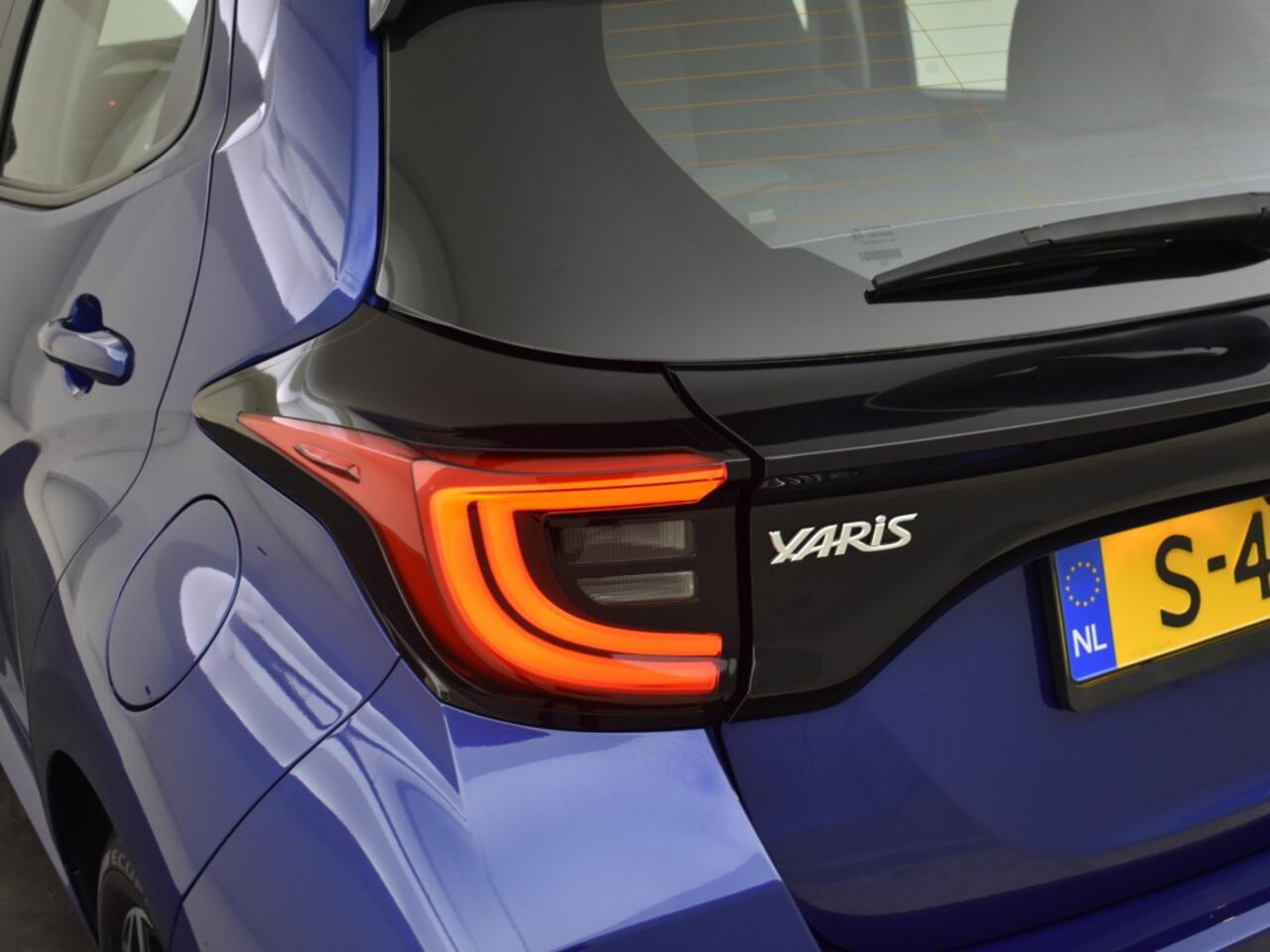 Toyota YARIS 1.5 Hybrid Dynamic | Camera | Apple & Android Carplay | Led