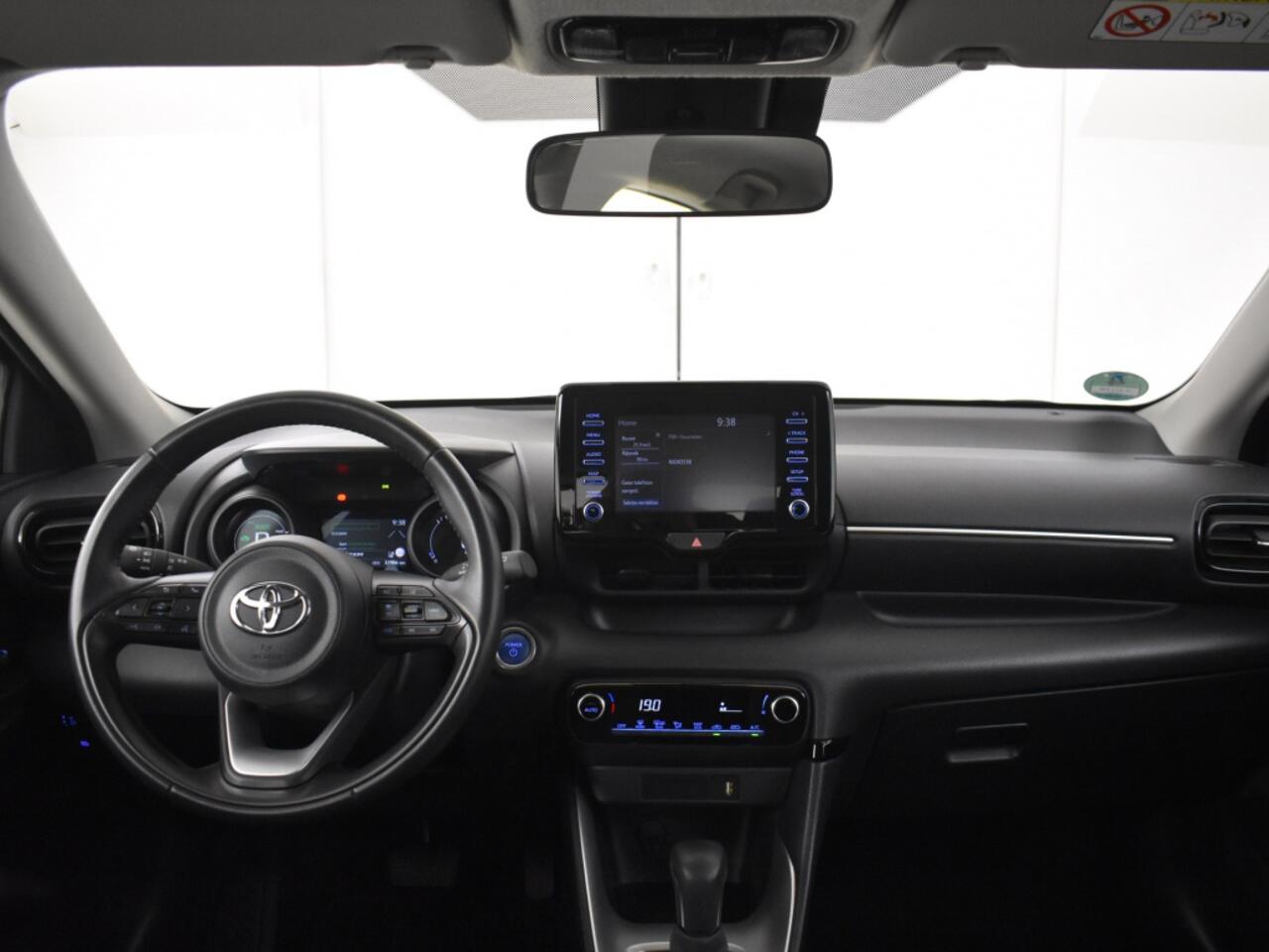 Toyota YARIS 1.5 Hybrid Dynamic | Camera | Apple & Android Carplay | Led