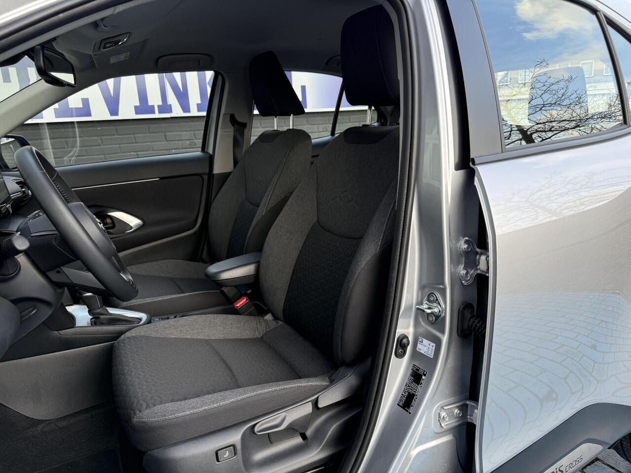 Toyota YARIS Cross 1.5 Hybrid ADAP CRUISE NAVI APPLE STOEL+STUUR VERW