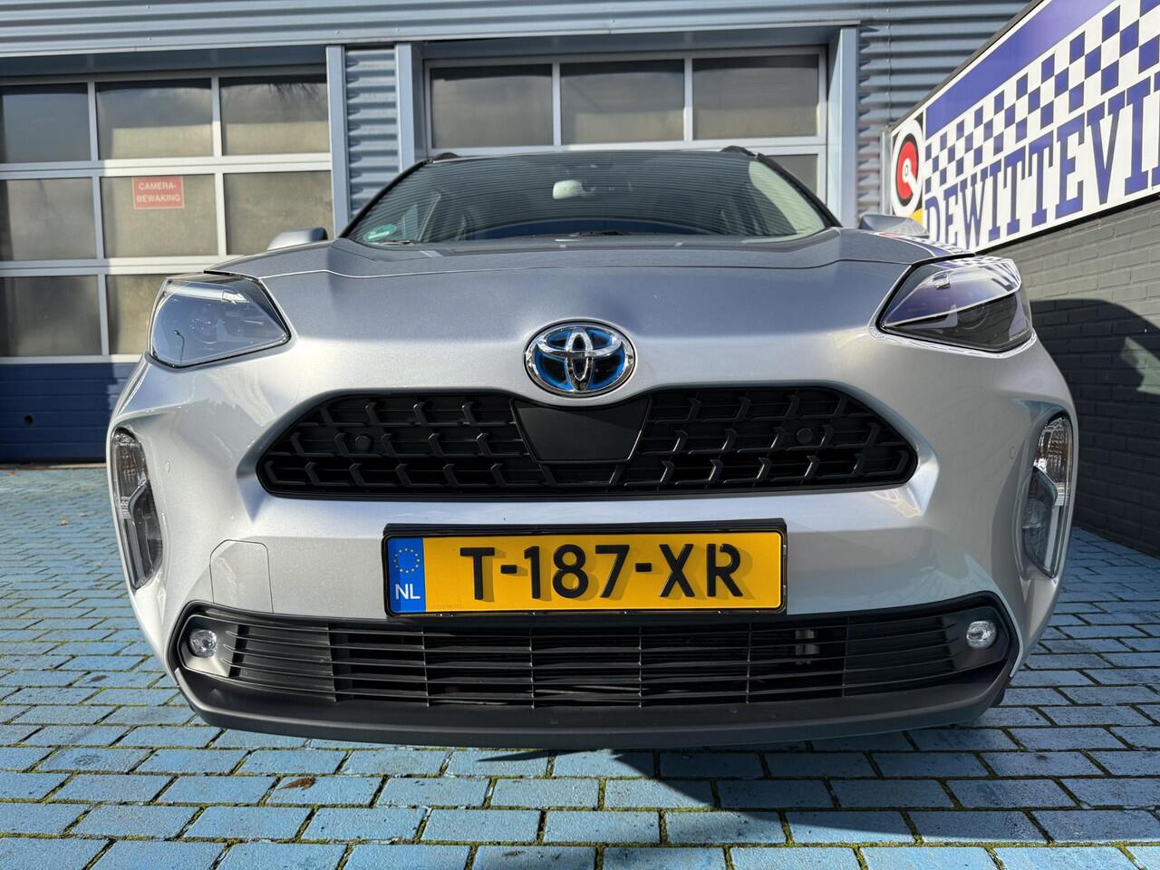 Toyota YARIS Cross 1.5 Hybrid ADAP CRUISE NAVI APPLE STOEL+STUUR VERW