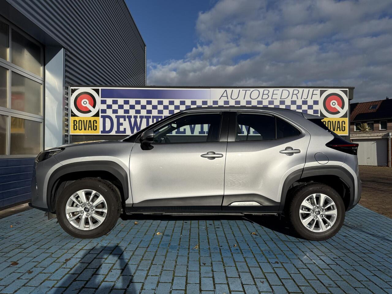 Toyota YARIS Cross 1.5 Hybrid ADAP CRUISE NAVI APPLE STOEL+STUUR VERW