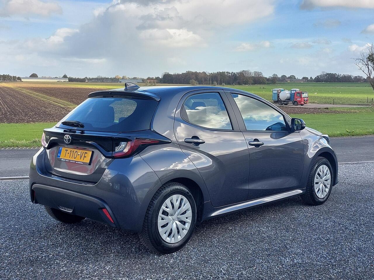 Toyota YARIS 1.5 VVT-i Active APP. NAVI | NL-auto | rijklaarprijs !!