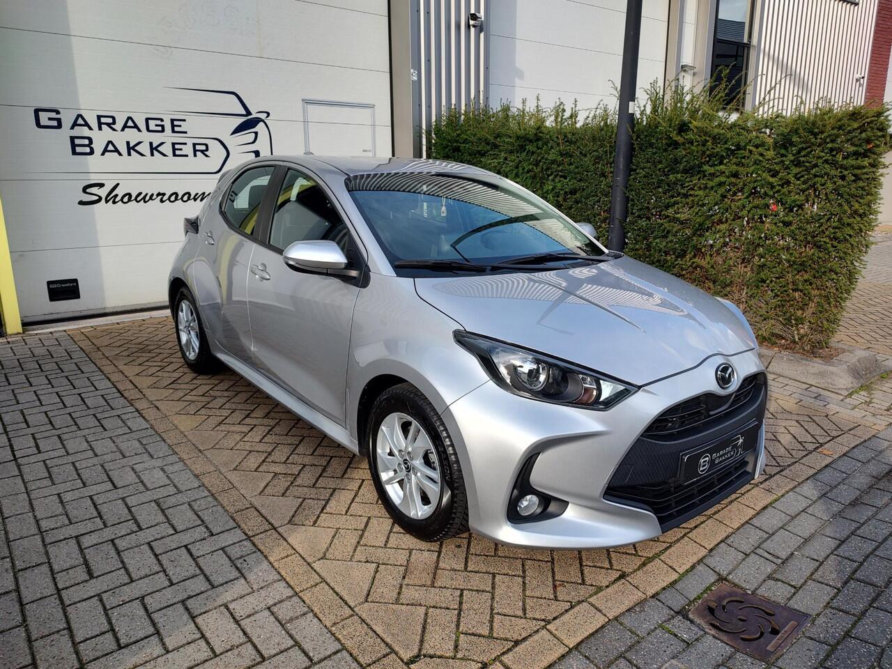 Toyota YARIS 1.5 Agile Mazda 2 1.5 Hybride Automaat Camera Stoel-Stuurverw. ClimateControl All-Season Keyless Navi-Carplay