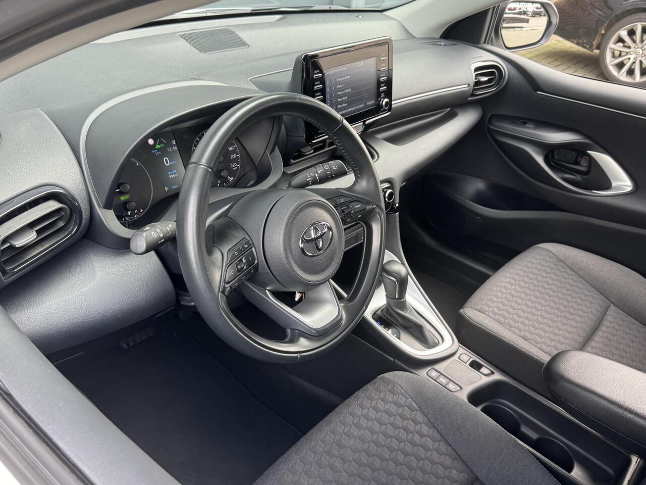 Toyota YARIS 1.5 HYBRID ACTIVE I AUTOMAAT I APPLE CARPLAY I P-CAMERA I ADAPT. CRUISE CONTROL