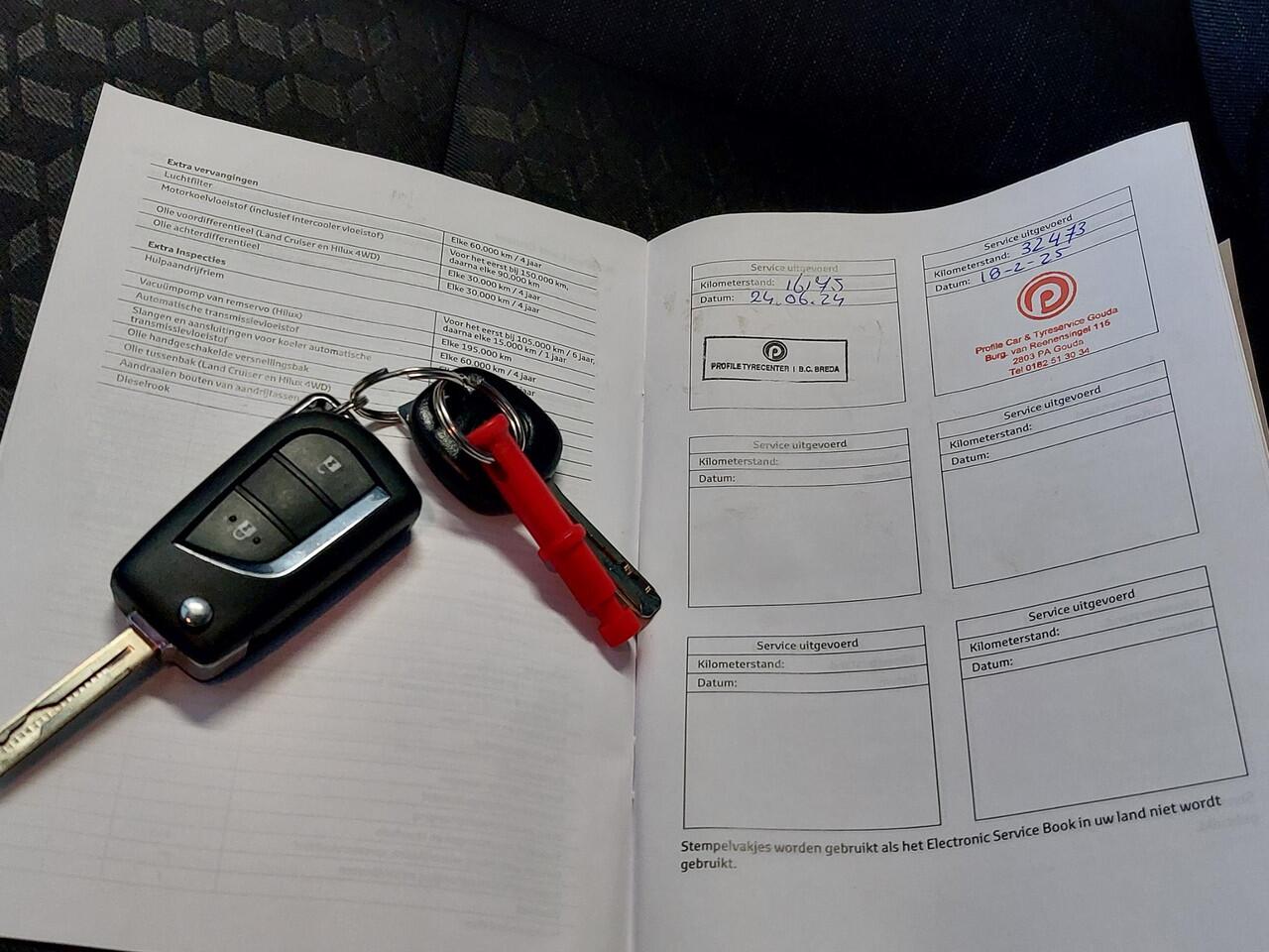 Toyota YARIS 1.5 Hybrid Active CRUISE | NAVI | NL-auto | rijklaarprijs !!