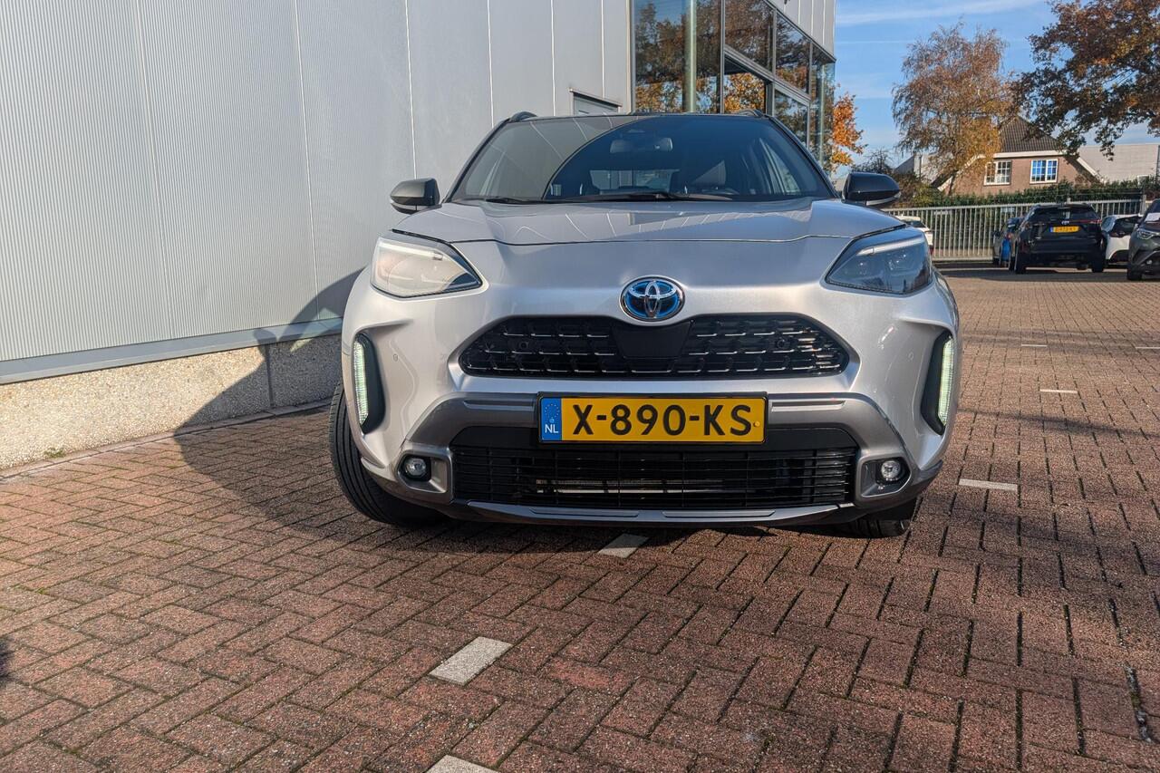 Toyota YARIS Cross 1.5 Hybrid Adventure Trekhaak-Treeplanken